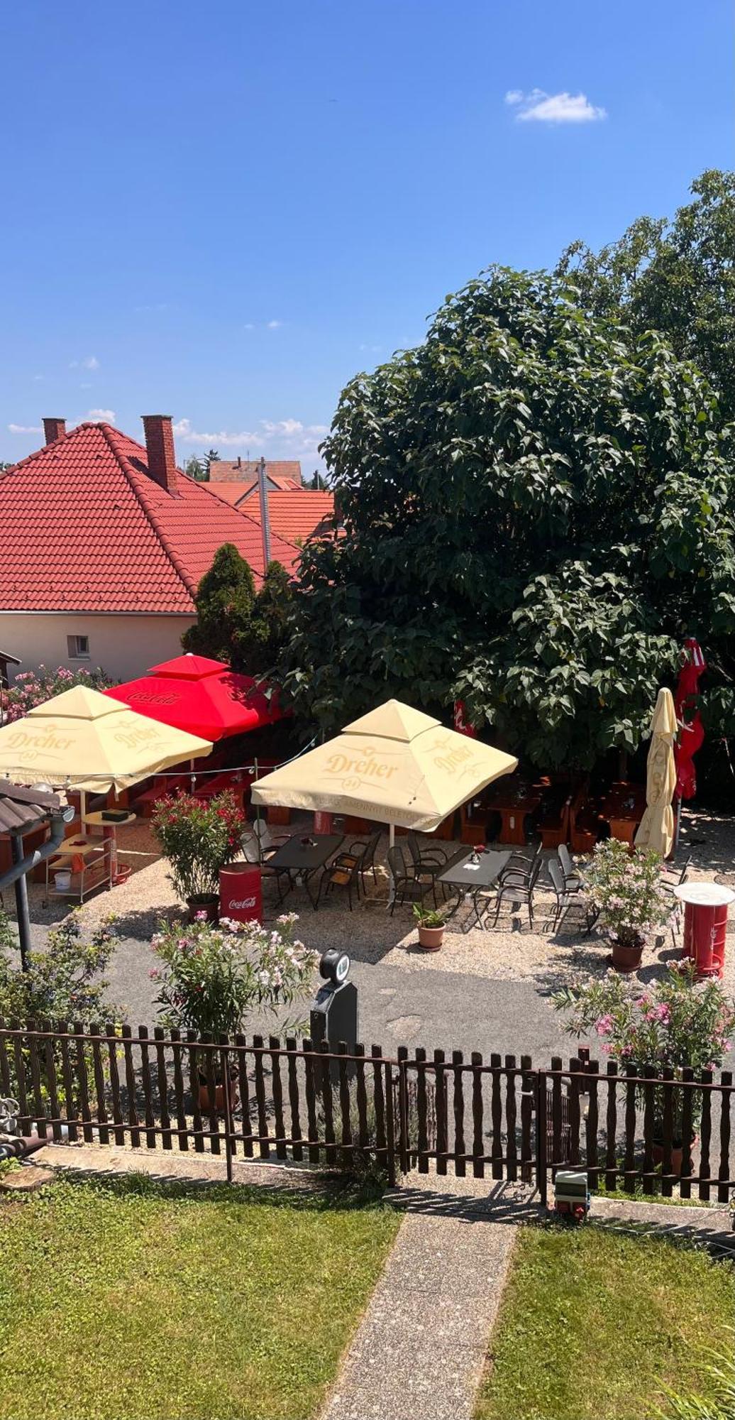 Hotel Feher Lo Fogado Bük Exteriér fotografie